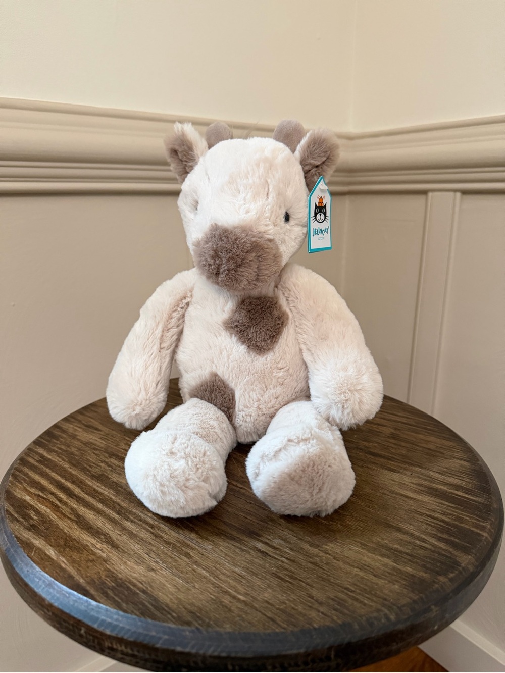 NWT Jellycat Retired Billie Giraffe
